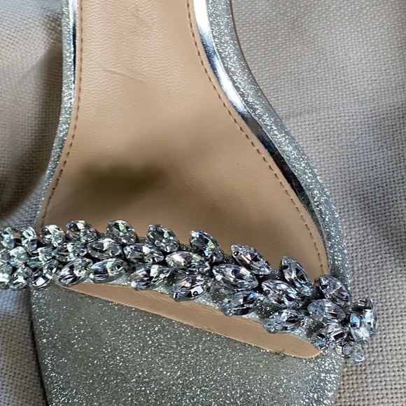 Badgley Mischka Odessa Crystal Adorned Block Heel - Picture 10 of 16